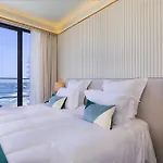 巴黎酒店兼咖啡馆 酒店 比亚里茨