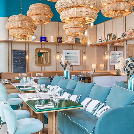 Le Cafe De Paris Ξενοδοχείο 4*