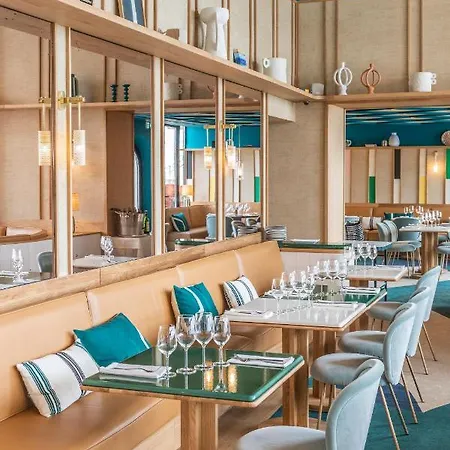 Le Cafe De Paris 4* Μπιαρίτζ