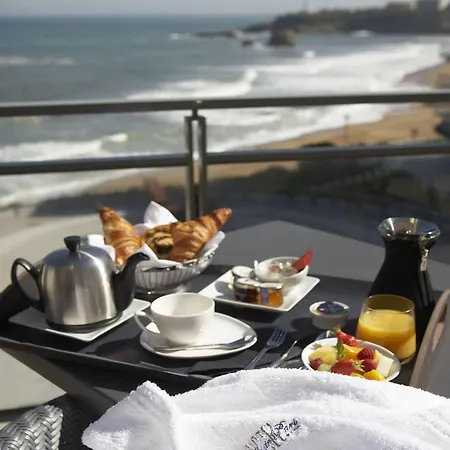Le Cafe De Paris 4*
