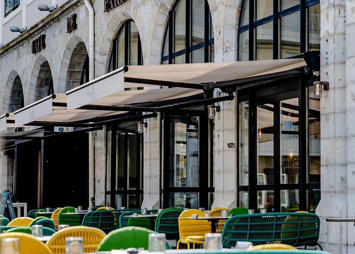 Le Cafe De Paris Ξενοδοχείο 4*