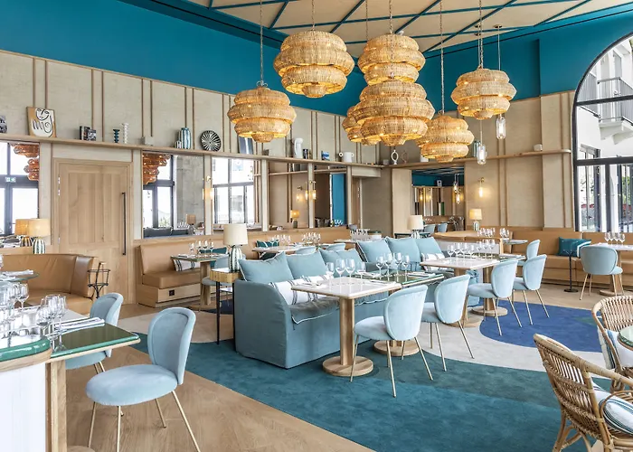 Ξενοδοχείο Le Cafe De Paris