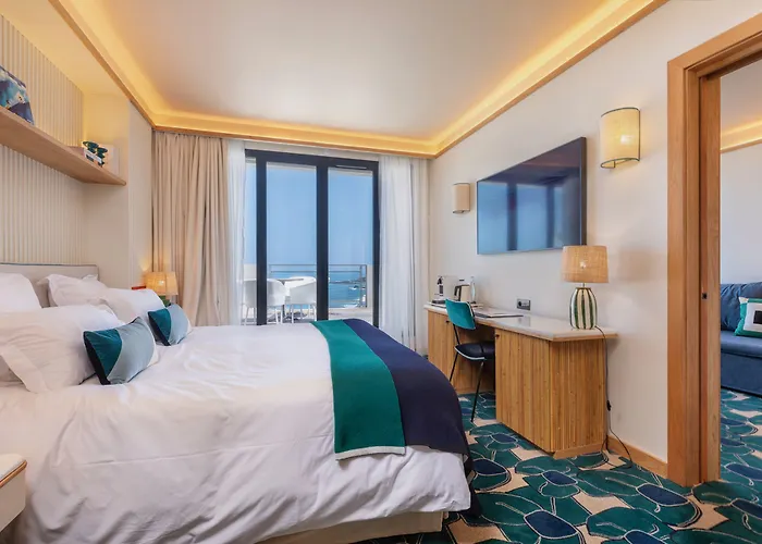 Ξενοδοχείο Le Cafe De Paris