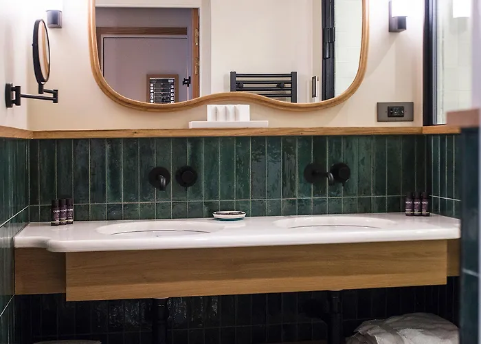 Ξενοδοχείο Le Cafe De Paris