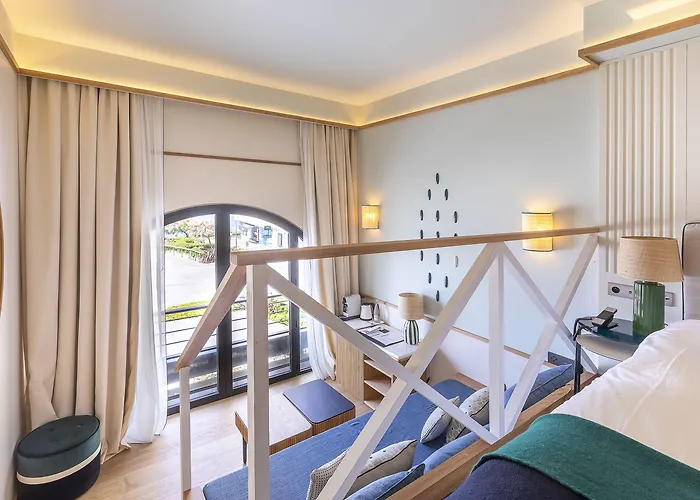 מלון Le Cafe De Paris