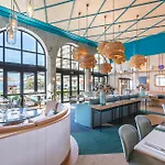 Hotel Le Cafe De Paris