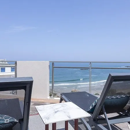 Le Cafe De Paris Биарриц