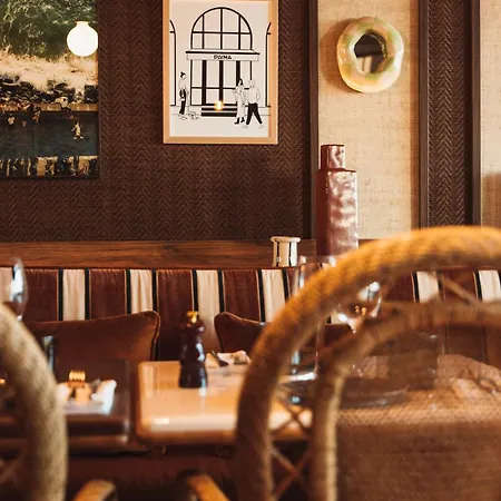 Le Café De Paris Hotel Biarritz