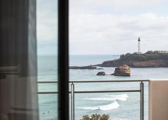 Le Café De Paris Hotel Biarritz