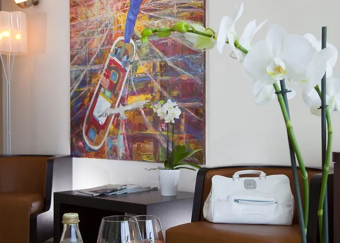 Le Café De Paris Biarritz