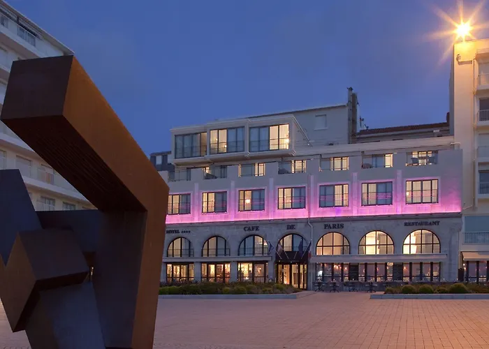 Le Cafe De Paris Biarritz